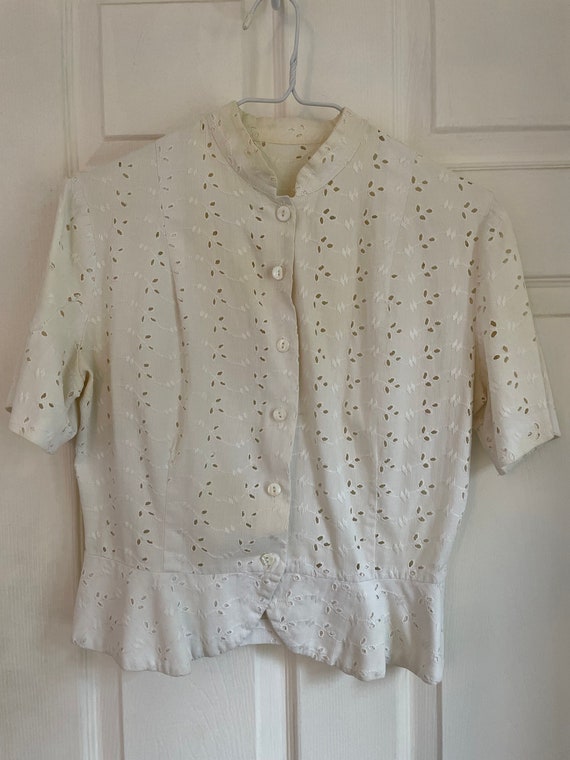 Vintage 50s 60s Cream Eyelet Peplum Blouse Button 