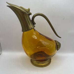 Antique wine decanter/ wine pitcher (0.75l). Italy. 3439