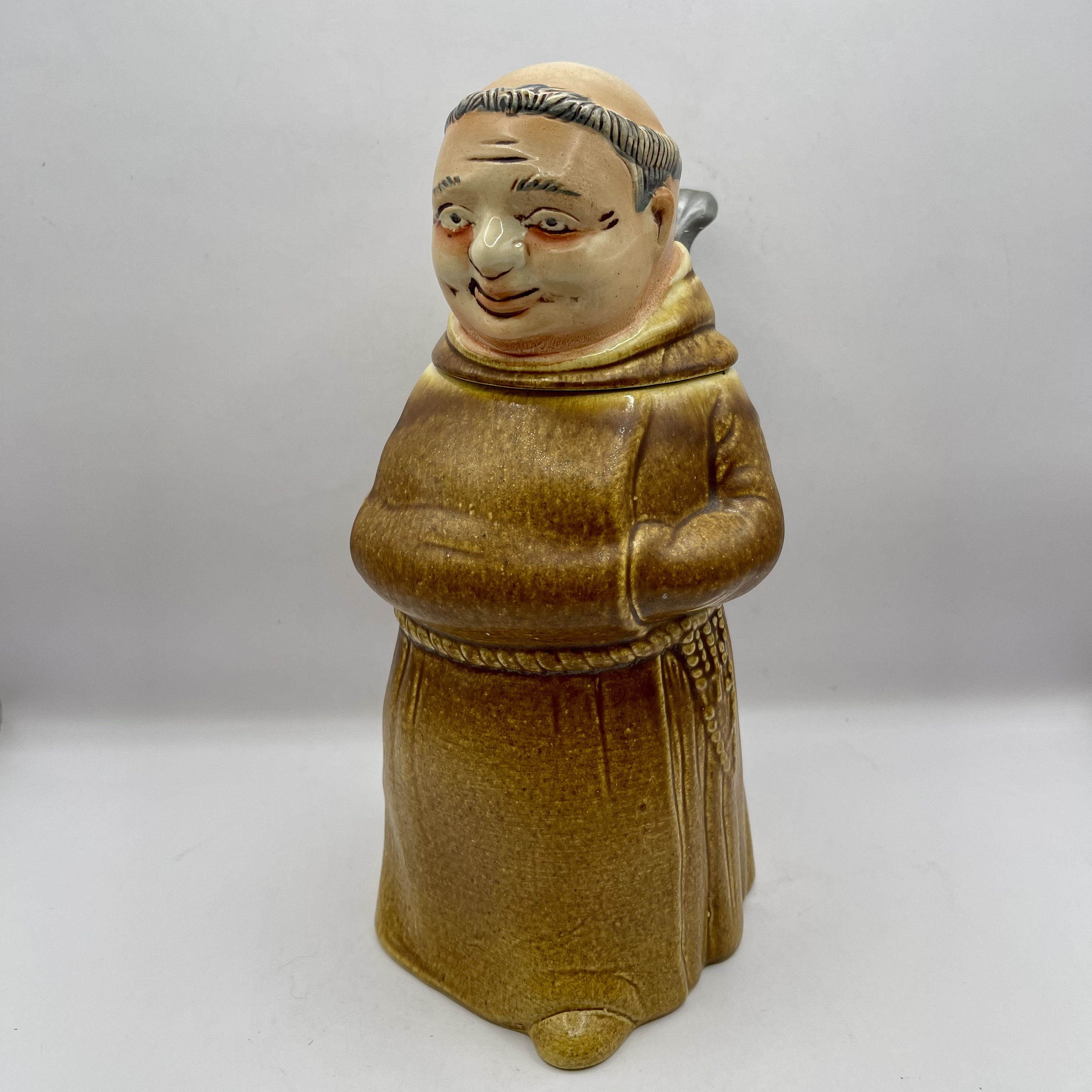 手作りの陶器製蓋付きビールジョッキ（0.5 l）。ドイツ。2124 - Etsy 日本