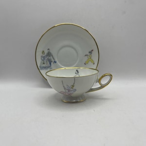 Vintage fine porcelain coffee cup with saucer by Tirschenreuth. Germany. 3569
