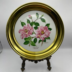 Vintage porcelain wall plate &quot;Camellia&quot;. Germany. 1753