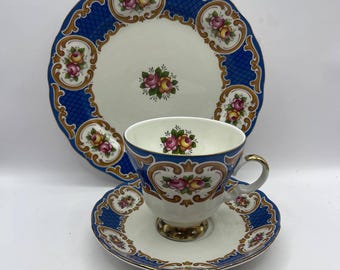Vintage Bone China Tee- / Kaffeetasse, Unterteller und Dessertteller von Winterling. Deutschland. 3572