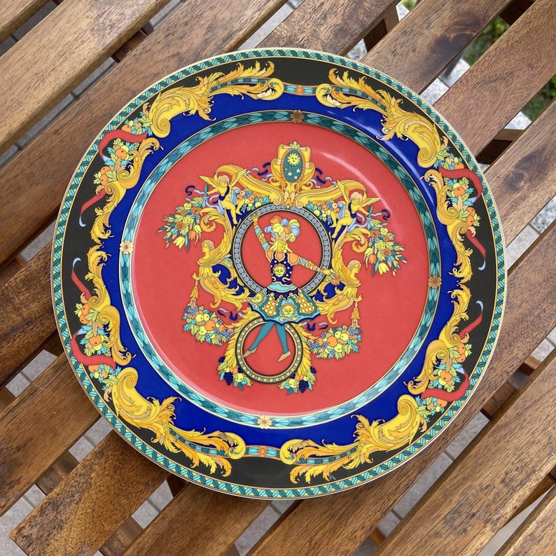 Vintage vägghängd porslinstallrik VERSACE Rosenthal Le Roi Soleil. Tyskland. 3489 bild 2