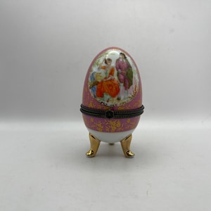 Caixa de bugigangas Limoges em porcelana vintage estilo Fabergé. França. 3196