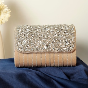 Bolsa vintage hecha a mano, bolsa de regalo para dama de honor, con solapa, obsequios de boda, obsequios indios para devolver, bordada, regalo de San Valentín para ella, regalo del día de la madre