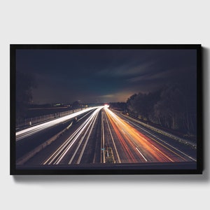 Poster Duitse autobahn-nachtverlichting: prachtige verkeersroutes met lange sluitertijden, dynamische snelwegfotografieprint, stedelijk decor