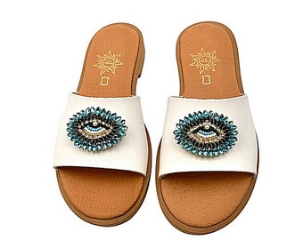 Witte boze oog sandalen lederen boze oog pantoffels kwade oog slip-on zachte sandalen handgemaakte platte sandalen Griekse unieke versierde kralen pantoffels