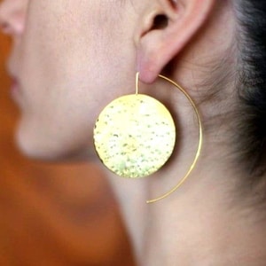 Brass modern earrings round big earrings hammered brass earrings textured coin bronze earrings circled earwired abstract earring handcrafted