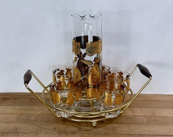 Florentine Cocktail Glasses and Pitcher in Carrier by Culver, 22K Gold Fruit Design, Mid-Century Barware, 5 Glasses, 1 Decanter, 1 Caddy