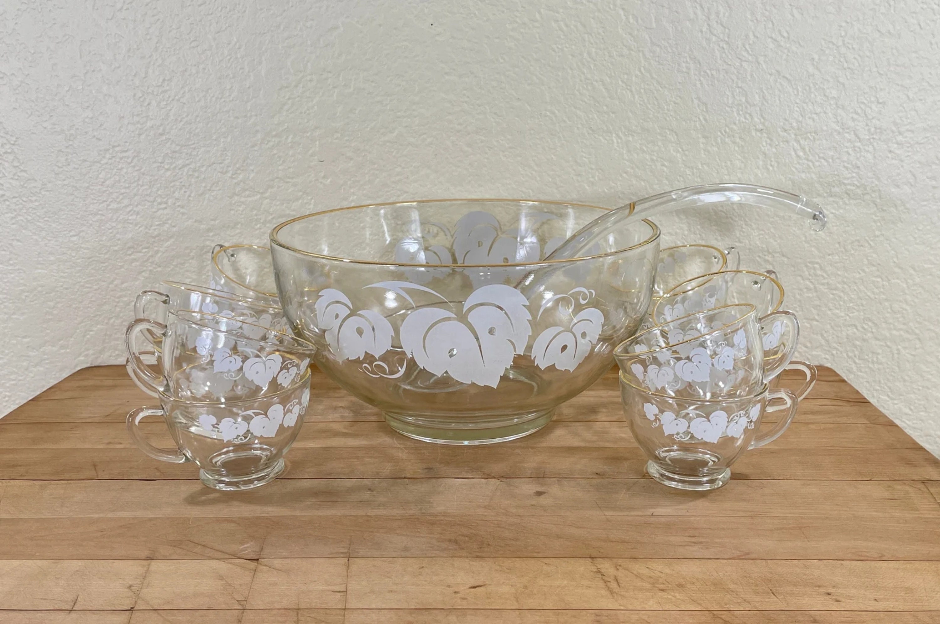 L.E. Smith “Pineapple” Punch Large Bowl Set with Glass Ladle and