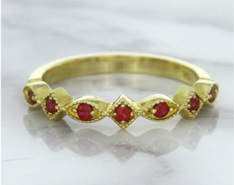 Banda Ruby Vintage, Aliança de Casamento Ruby. Anel de ouro 14k, anel de meia eternidade, anel de empilhamento exclusivo, anel de noivado, anel de promessa para ela