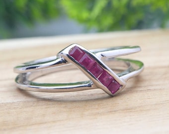 Natürlicher Rubin Ring, Rubin Ehering, Sterling Silber Rubin Ring, Square Cut Rubin Band, Juli Birthstone Ring, Weihnachtsgeschenk für Sie