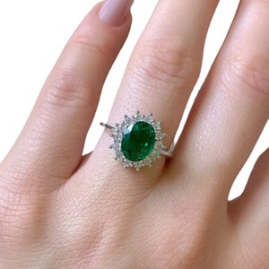 Smaragd Ring, 925 Sterling Silber Ring, Smaragd Verlobungsring, Oval Form Smaragd Ring, Mai Geburtsstein Ring, Cluster Smaragd Ring für Sie