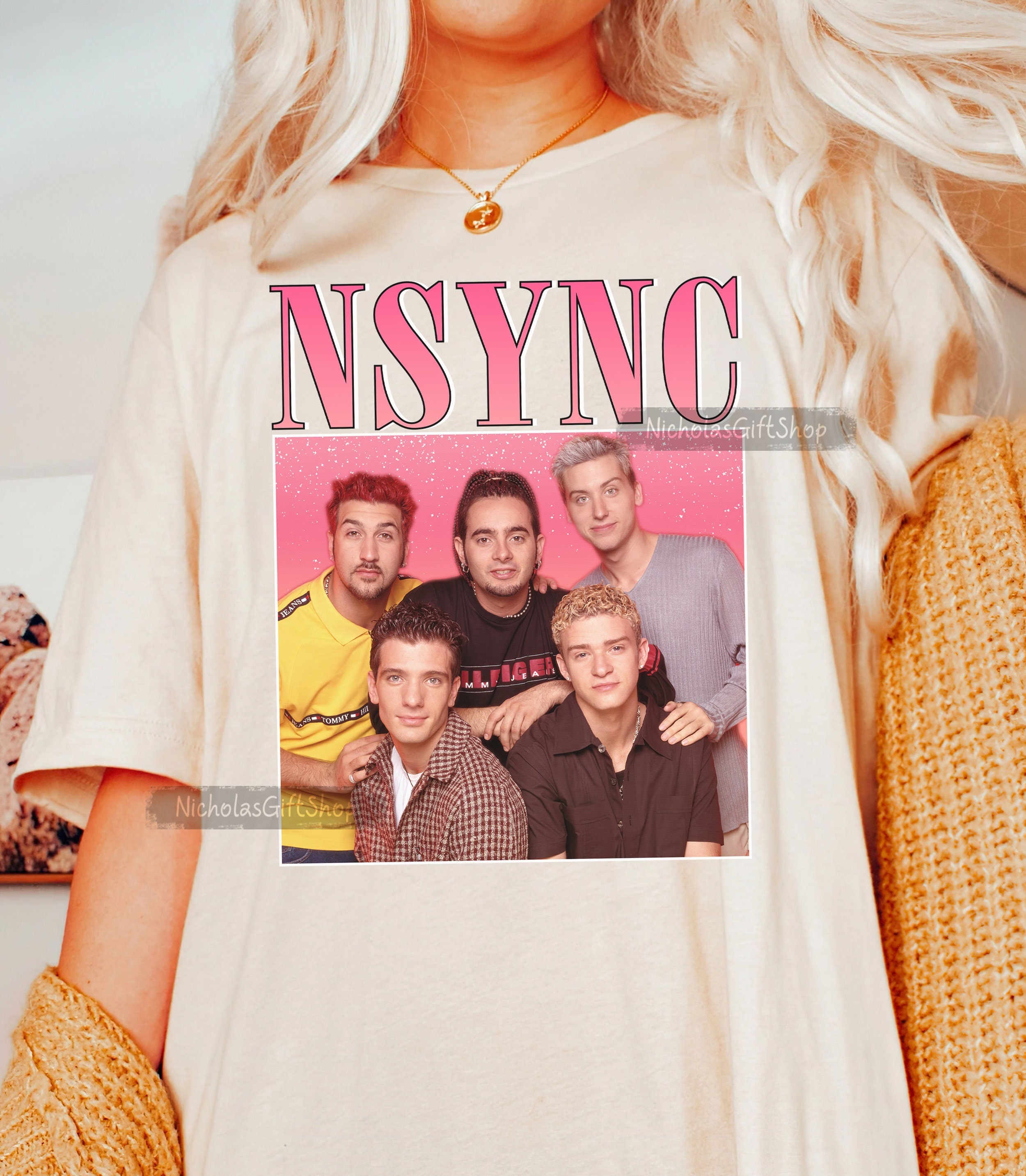 Discover NSYNC Boy Band 90er Retro Vintage T-Shirt