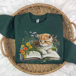 books and cats Sweatshirt, floral Book Lover Sweater, Gift for Cat Lover, Cute Cat Book Sweatshirt, Librarian Gifts Women Floral Cat Sweater