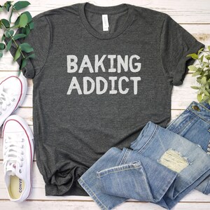 Baking queen Baking Shirt mom gift Baking Gifts Baking Gift Funny Baker Shirt Cookie Shirt Baking Lover Baker Baking T-Shirt, gift for mom
