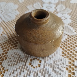 Victorian brown pottery ink bottle