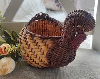 Rooster Vintage Decorative basket farmhouse decor