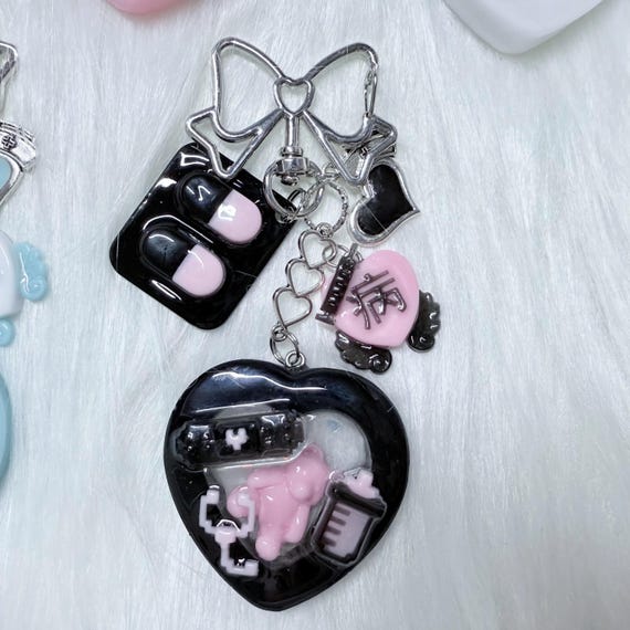 Jirai Kei Heart Shaker Bag Charm|地雷系|クマ|病みかわいい - Etsy