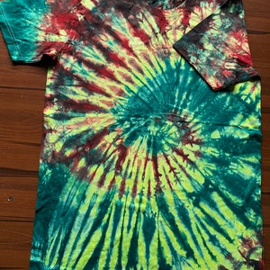 Unisex Adire polo/ Tie dye Cotton Tshirt/African print polo/casual summer top/Round neck tees/Graphic Tshirt