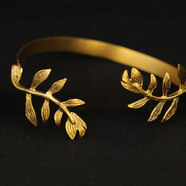 Gold Leaf Arm Band