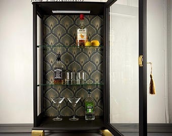 SOLD - Black & Gold Art Deco Vintage Glass Display / Drinks / Gin / Cocktail Cabinet