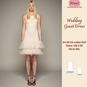 Puede incluir: Un vestido blanco sin mangas con una capa de tul y dos niveles de volantes. El vestido se muestra en una modelo y está disponible en tallas US 2-30, XS a 4XL. La imagen también incluye el texto "(Free!)" CUSTOM SIZE OPTION, Wedding Guest Dress, A4 A0 Us Letter+Dxf, Sizes: US 2-30, XS to 4XL.