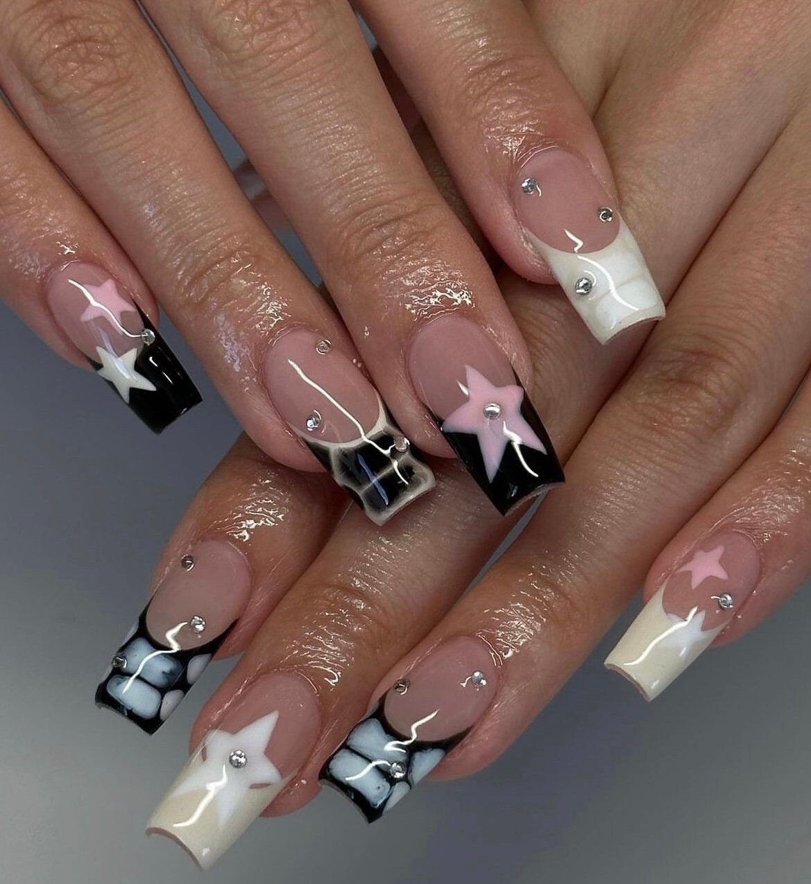 Dang 🫶🏻 | Square acrylic nails, Short square acrylic nails, White acrylic  nails