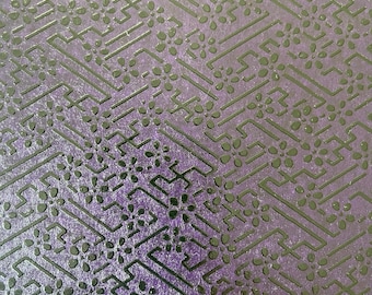 Origami - Yuzen Washi - Chiyogami - Carta serigrafica - Carta artigianale - Varie dimensioni - Kōjitsunagi floreale nero su motivo viola scuro n. 635