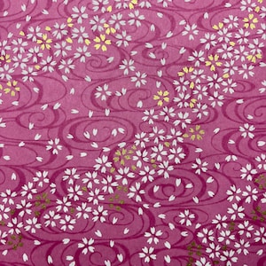 Origami -Yuzen Washi -Chiyogami -Siebdruckpapier -Verschiedene Größen -- (I) Weiße Sakura-Blüten auf rosa Wirbel-Muster #43