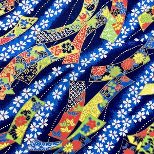 Origami -Yuzen Washi -Chiyogami - Silk Screen Paper -Craft Paper -Various Sizes (I) Japanese Traditional Floral Strips on Blue Pattern #260