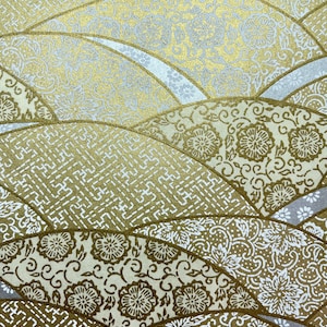 Origami -Yuzen Washi -Chiyogami - Silk Screen Paper -Craft Paper -Various Sizes (K) (S) Overlapping Gold and White Japanese Patterns #13