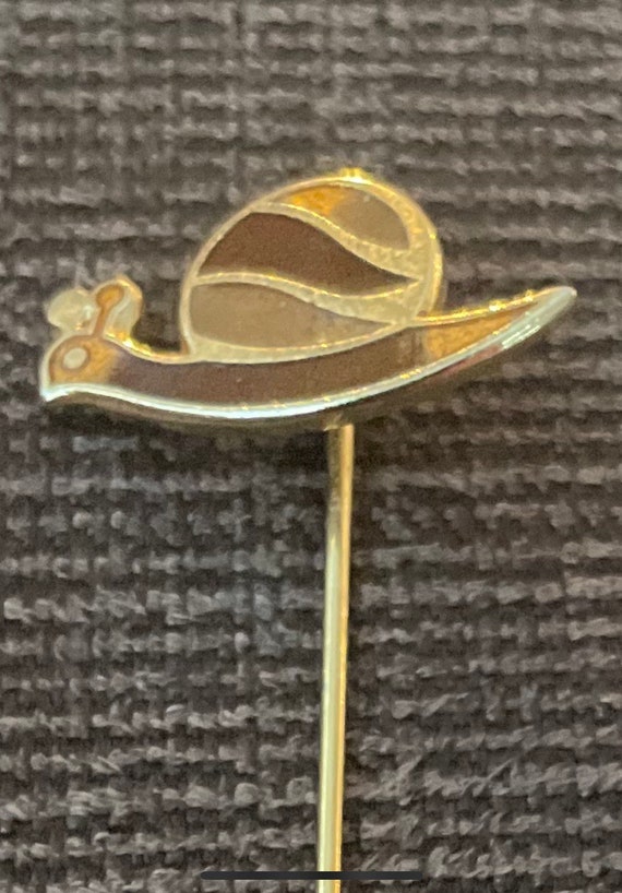 1970’s vintage snail pin cream beige tan brown