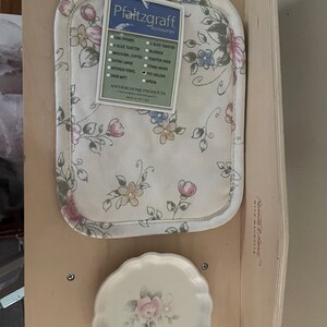 Tea rose pfaltzgraph pot holder and coaster