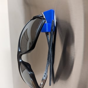 Magnetic Eyewear Holder 3D Printed, Stylish and Convenient image 8