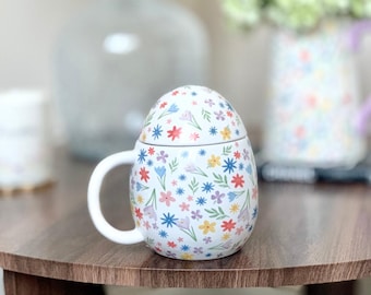 Floral Ceramic Mug with Lid | Spring Pastel Flower Cup, 500ml