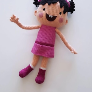 Amigurumi Happy Girl Doll – Handmade Crochet Toy – Cute Smile Doll Gift for Kids – Pink Dress Plush – Soft Toy Girl
