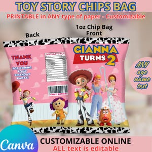 Puede incluir: Plantilla de bolsa de chips imprimible de 28 gramos con personajes de la franquicia de pel&iacute;culas Toy Story. El frente de la bolsa tiene un fondo rosa con el texto "Gianna Turns 2" en rojo y blanco. La parte posterior de la bolsa tiene un fondo rosa con el texto "Thank You for coming to my birthday party!" en blanco. La bolsa es personalizable con cualquier edad, nombre y texto.
