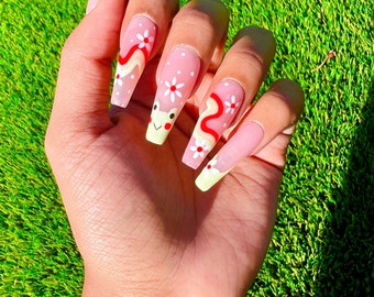 Press on nails