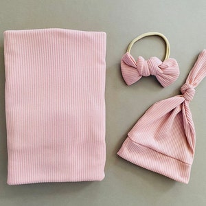 Dusty Rose Newborn Swaddle, Baby Swaddle Set, Newborn Photography Swaddle, Swaddle with Hat and Bow, Stretchy Baby Swaddles, Pink Swaddles
