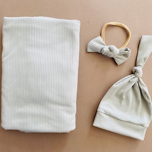 Newborn Swaddle Set, Swaddle Set with Bow and Hat, Baby Swaddle, Newborn Swaddle, Baby Swaddle Set, Stretchy Swaddle, Swaddle for Newborns