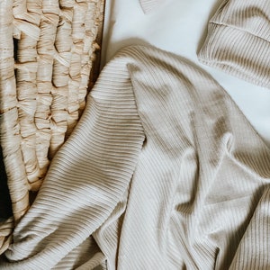 Cream Newborn Swaddle, Baby Swaddle Set, Newborn Photography Swaddle, Swaddle with Hat and Bow, Stretchy Baby Swaddles, Beige Swaddles