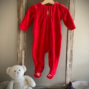 Vintage Baby Girl Outfit, Old Farm Outfit, Infant Outfit, Old Infant Clothes, Vintage Baby Onesie, Little Girl Outfit, Red Baby Outfit