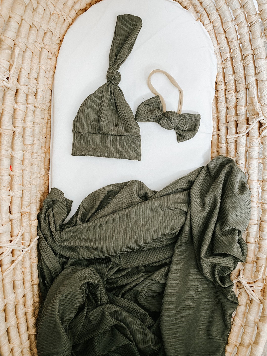 Newborn Swaddle Set, Swaddle Set With Bow and Hat, Baby Swaddle