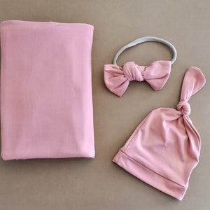 Pink Newborn Swaddle, Baby Swaddle Set, Newborn Photography Swaddle, Swaddle with Hat and Bow, Stretchy Baby Swaddles, Salmon Pink Swaddles