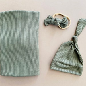 Newborn Swaddle Set, Swaddle Set with Bow and Hat, Baby Swaddle, Newborn Swaddle, Baby Swaddle Set, Stretchy Swaddle, Swaddle for Newborns