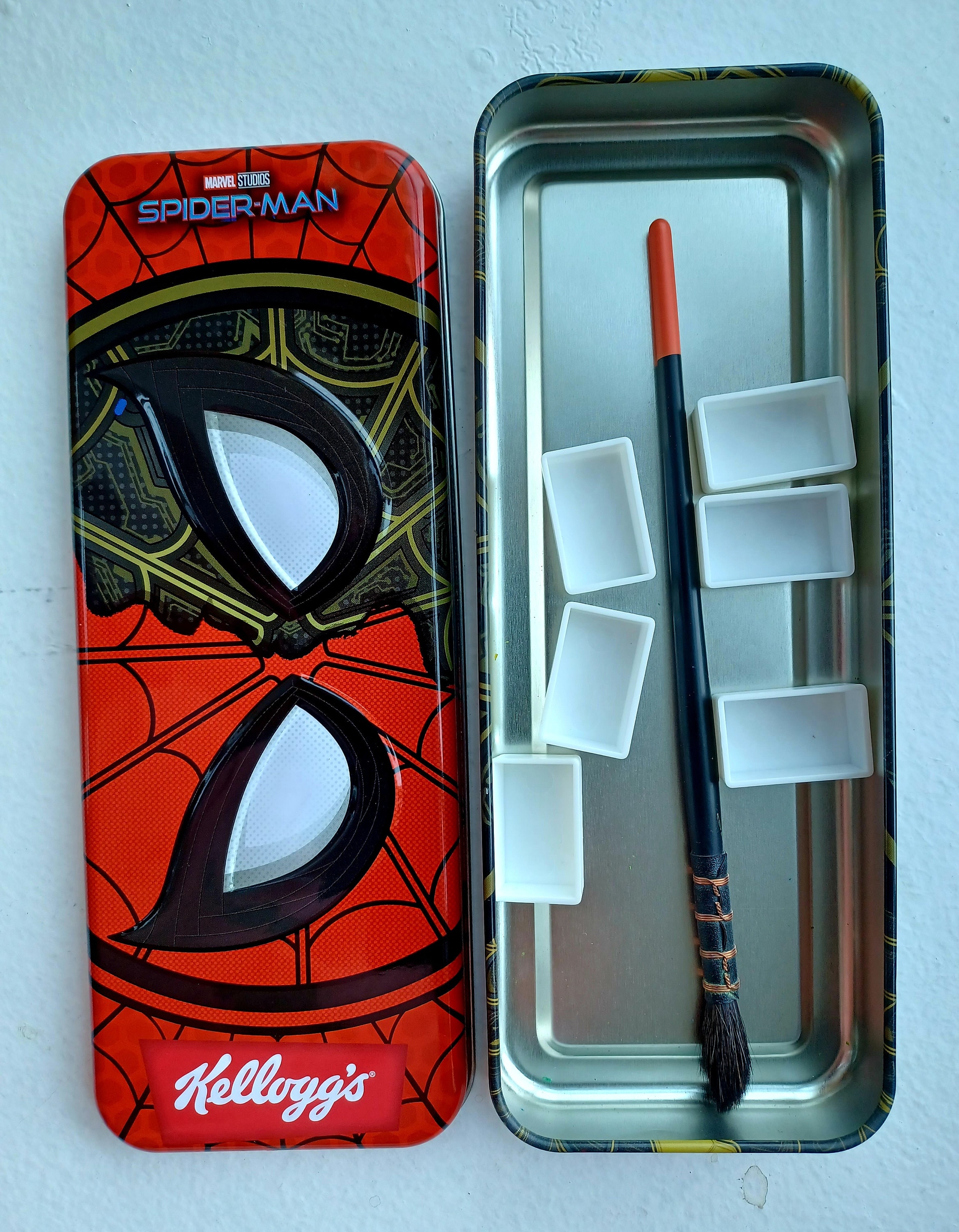 Marvel Spiderman Colouring Set Art Craft Pencils & Stickers Travel