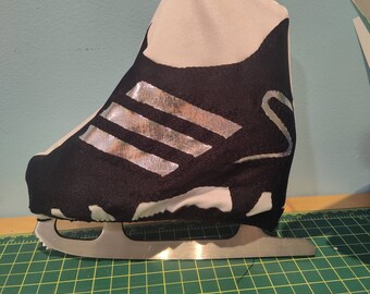 Baseball Soccer Cleat Boot Cover for Ice or Roller Skating