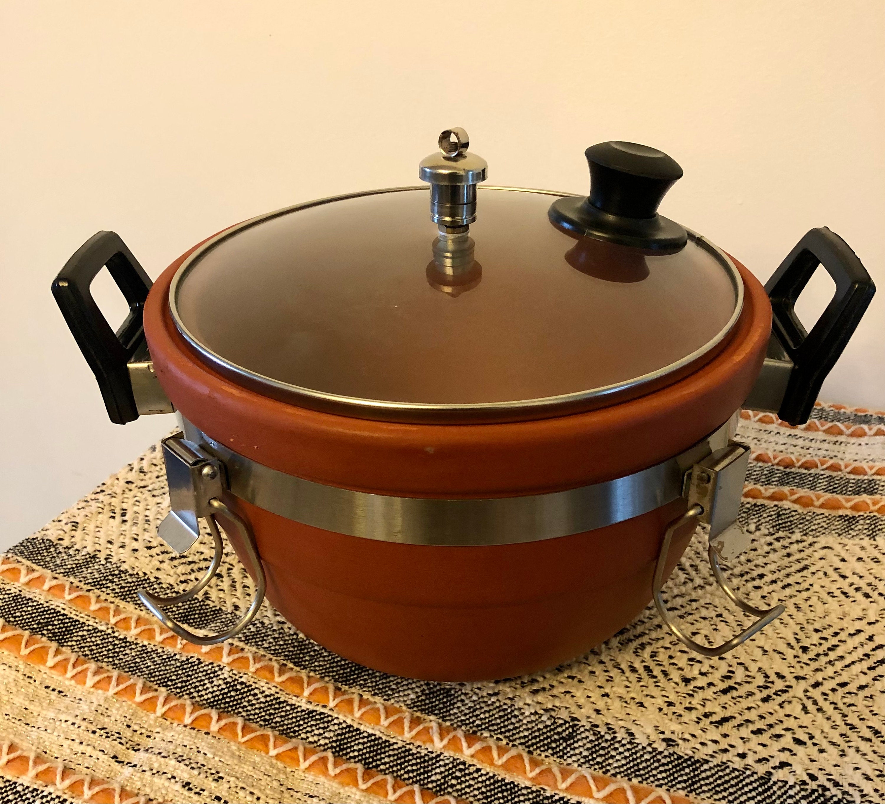 VERKA's Clay Pressure Cooker. 100 % Natural Terracotta and Red Natural  colour.