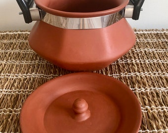 Verka's Terracotta Cooking Pot. Non-glazed Reusable. 100 % Natural Clay.  Cooking and Serving Vegetables/curry/ Biryani. 2lt/ 1lt/ 500 Ml 